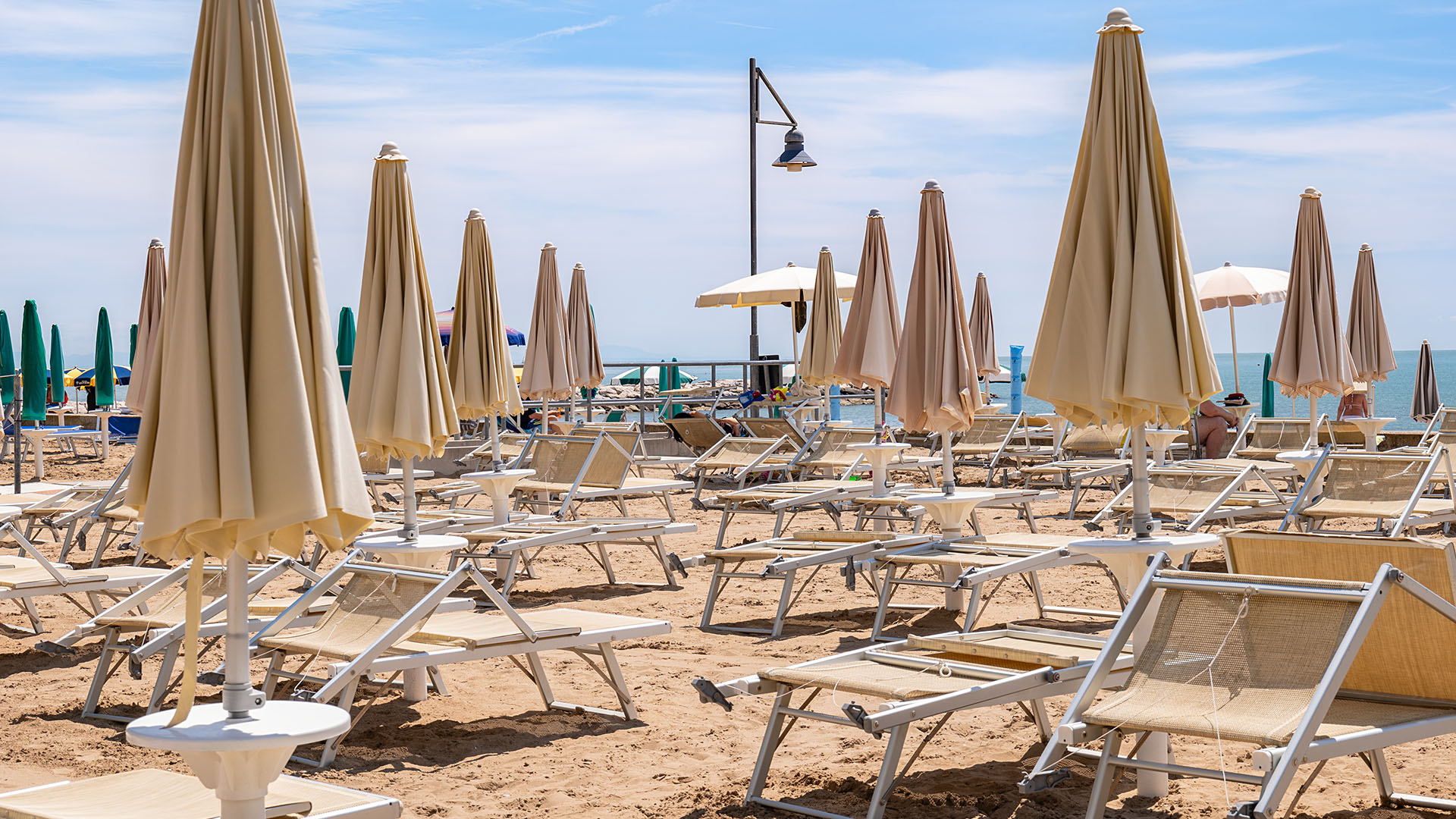 La Spiaggia del Residence Florida: Un Paradiso di Relax e Comfort
